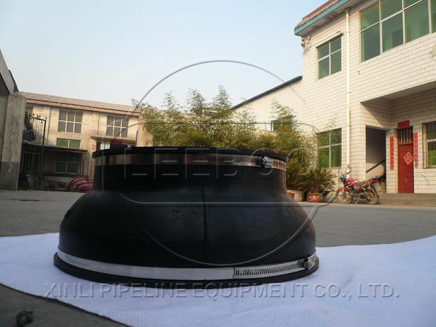 內蒙古鄂爾多斯市烏拉特前旗卡箍式異徑<a href=http://www.xinligd.com target=_blank class=infotextkey>橡膠接頭</a>